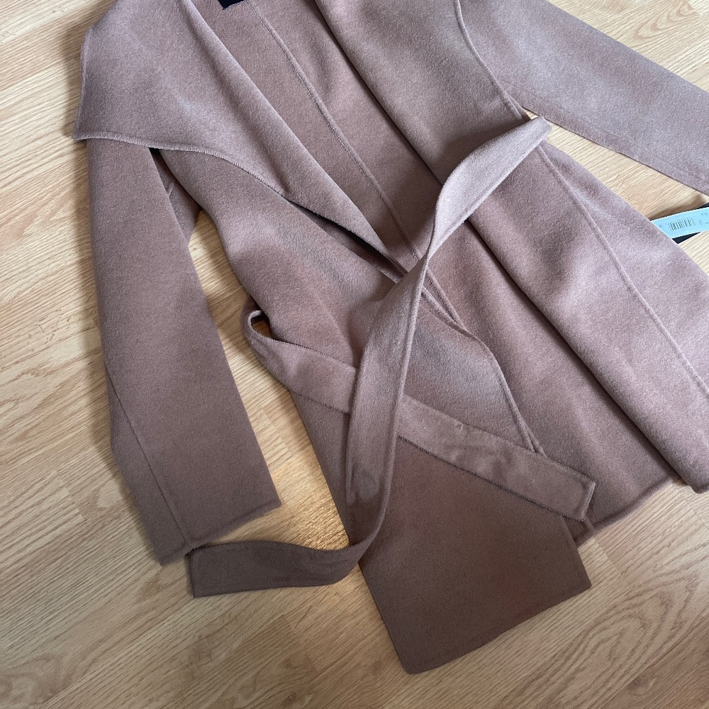 NWT Tahari Light Brown Wool Blend Wrap Coat With Pockets Size Medium - Picture 3 of 7